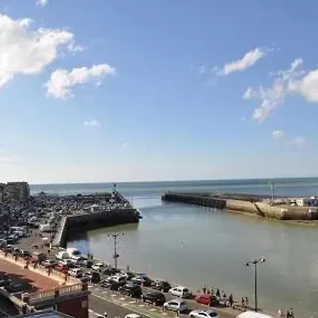 Maison confortable au Tréport, 80 m² avec jardin Hébergement de vacances