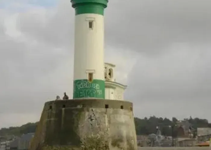 Maison Confortable Au Treport, 80 M² Avec Jardin *